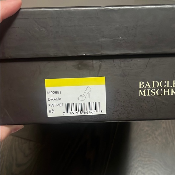 Badgley Mischka Women's Silver Peep-Toe Heels - DRAMA - Picture 9 of 10